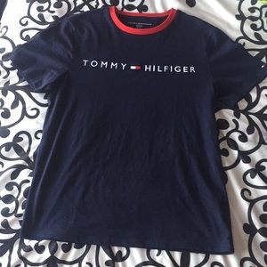 Men’s Small Tommy Hilfiger T-Shirt